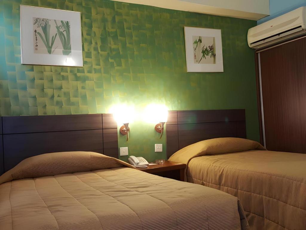 Klang Histana Hotel Bagian luar foto