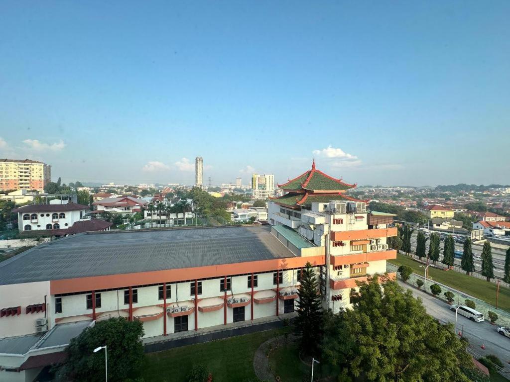 Klang Histana Hotel Bagian luar foto